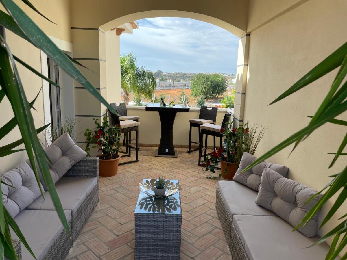Villa Cascata, 3 Bedroom, Pool, Close To Olhos De Agua Albufeira Exterior photo